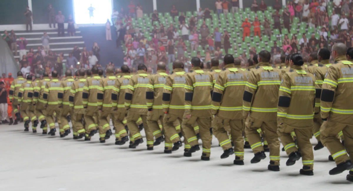 205 novos bombeiros militares reforçam o Corpo de Bombeiros do Piauí em seus 80 anos