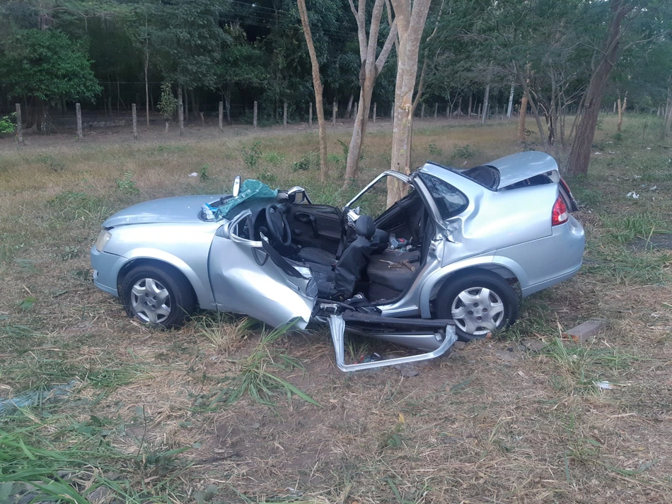 Três mulheres ficam feridas em acidente de carro na BR 343 em Teresina