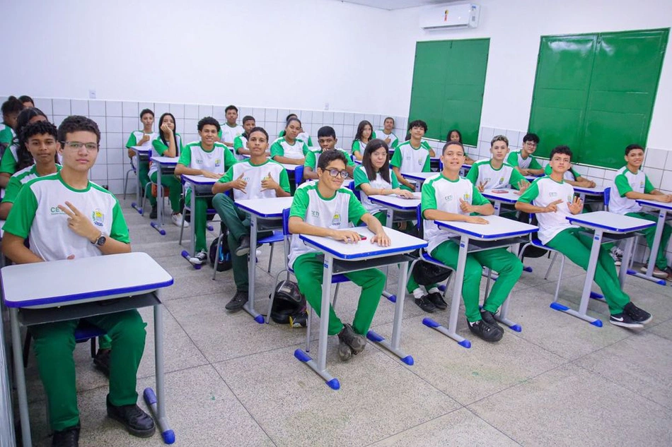 Governo dobra número de escolas climatizadas no Piauí e meta é atingir 100% em 2026