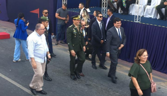 Governador Rafael Fonteles no desfile da Independência