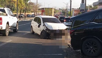 Ciclista é atropelado e tem pé esmagado na Avenida Presidente Kennedy