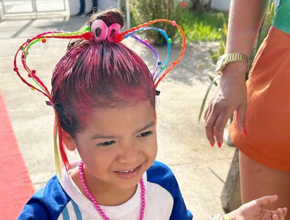 CMEI Zélia Gattai Amado inicia Semana da Criança com Dia do Cabelo Maluco