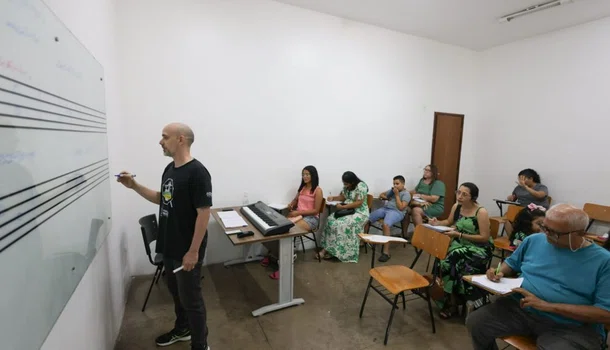 Os estudantes da Rede Pública não precisarão pagar para ingressar nos cursos