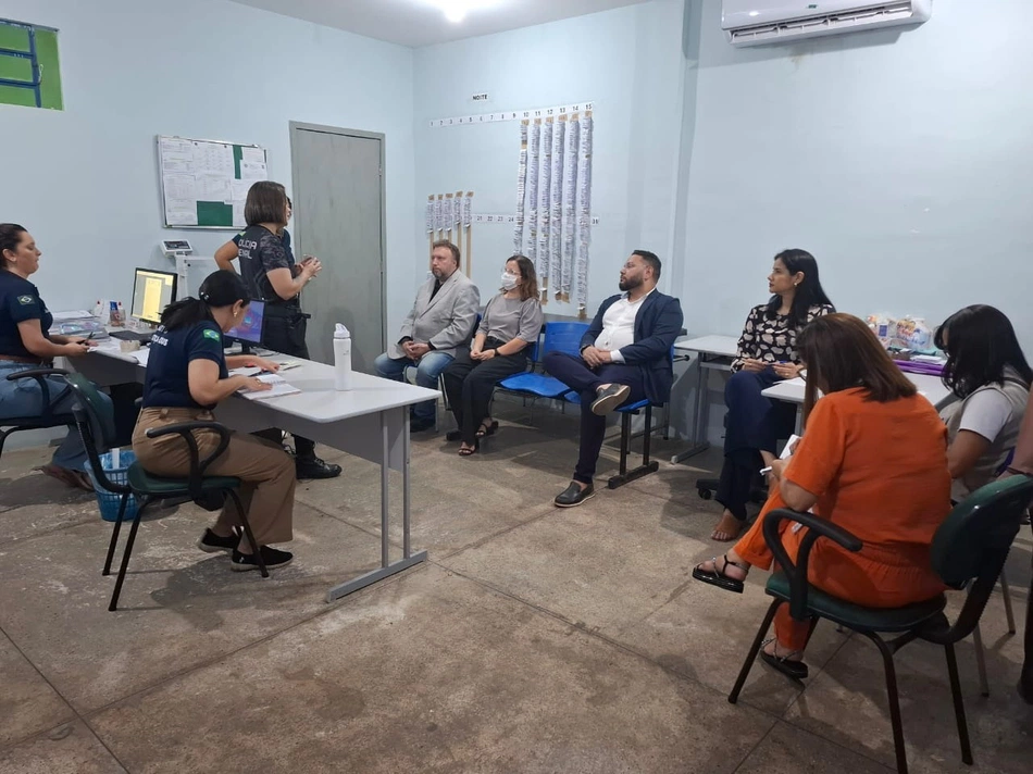 Promotora inspeciona serviços de saúde em unidades prisionais do Piauí