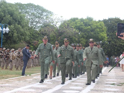 Rafael Fonteles promove 255 policiais militares no Dia da Bandeira