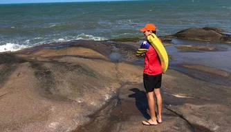 Bombeiro Militar em litoral piauiense