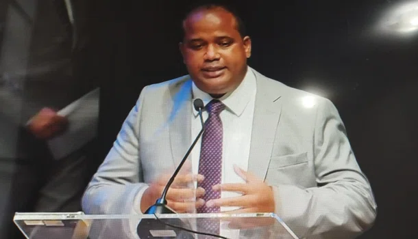 Enzo Samuel é reconduzido à presidência da Câmara de Teresina