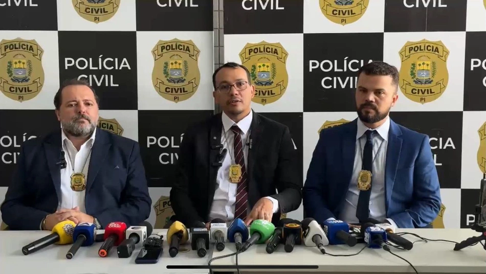 Coletiva de imprensa da Polícia Civil em Parnaíba