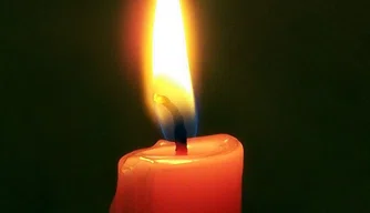 Vela no escuro