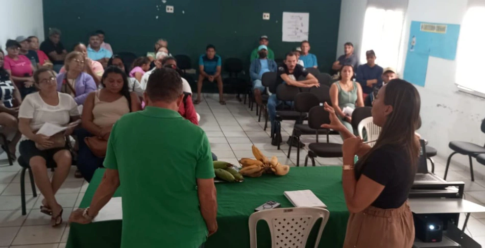 Reunião com agricultores familiares em Esperantina