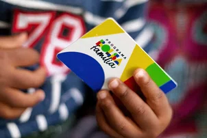 Beneficiários do Bolsa Família com NIS final 8 recebem pagamento 