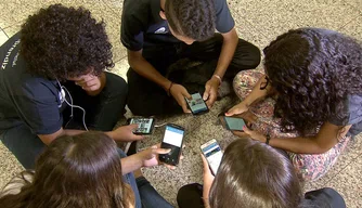 Uso de eletrônicos nas escolas