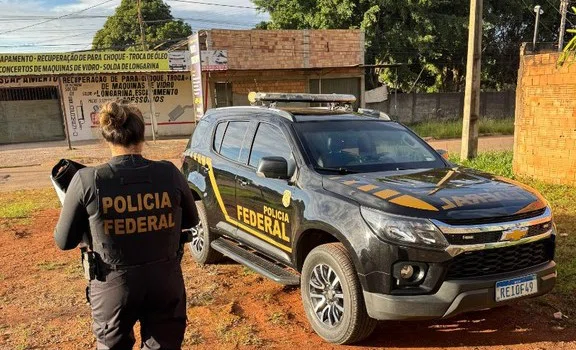 Operação da Polícia Federal cumpre mandados no Piauí