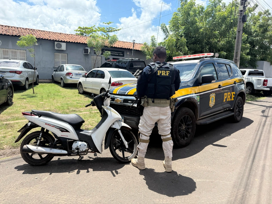 Motocicleta recuperada na cidade de Altos