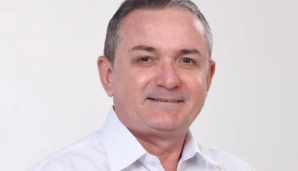 Prefeito de Sigefredo Pacheco, Murilo Bandeira da Silva.