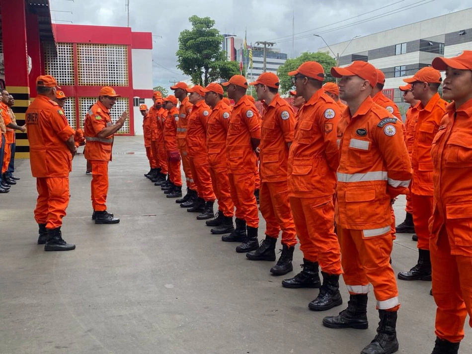 Tropas do Corpo de Bombeiros Militar do Piauí