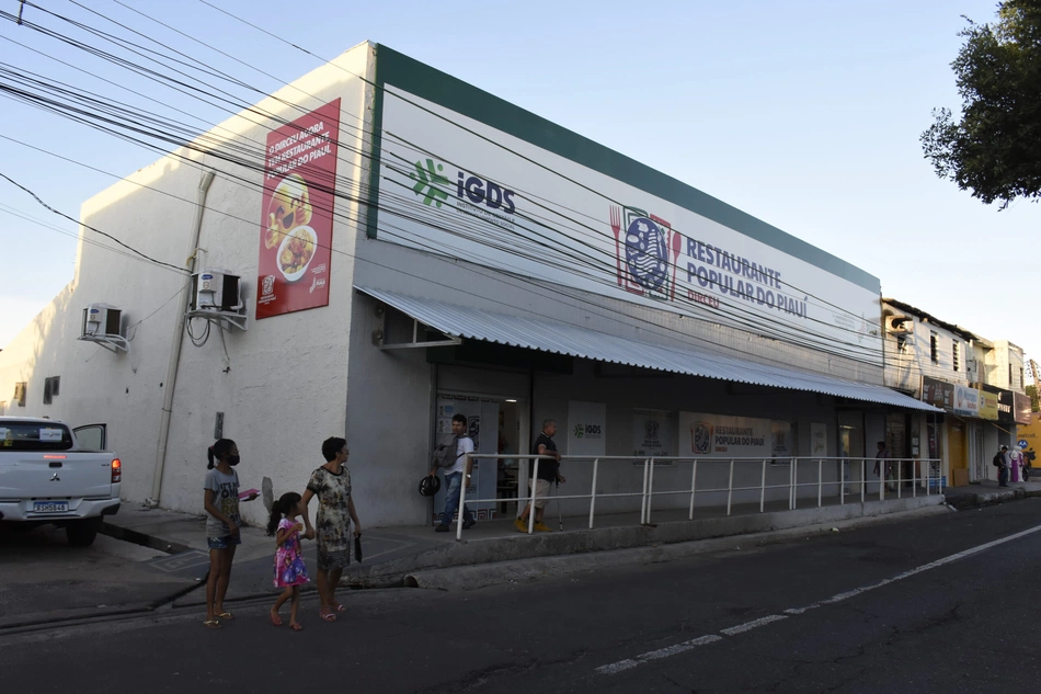 Restaurante Popular do Dirceu Arcoverde