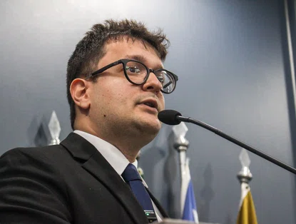 Petrus Evelyn propõe projeto para fortalecer Lei Antipichação em Teresina