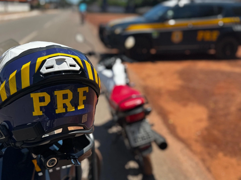 Motocicleta apreendida pela PRF em Piracuruca