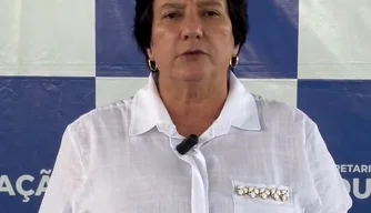 Secretária Francisca Castro