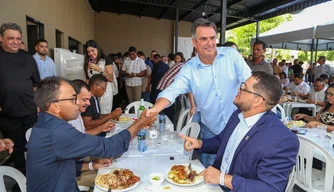 Almoço com lideranças