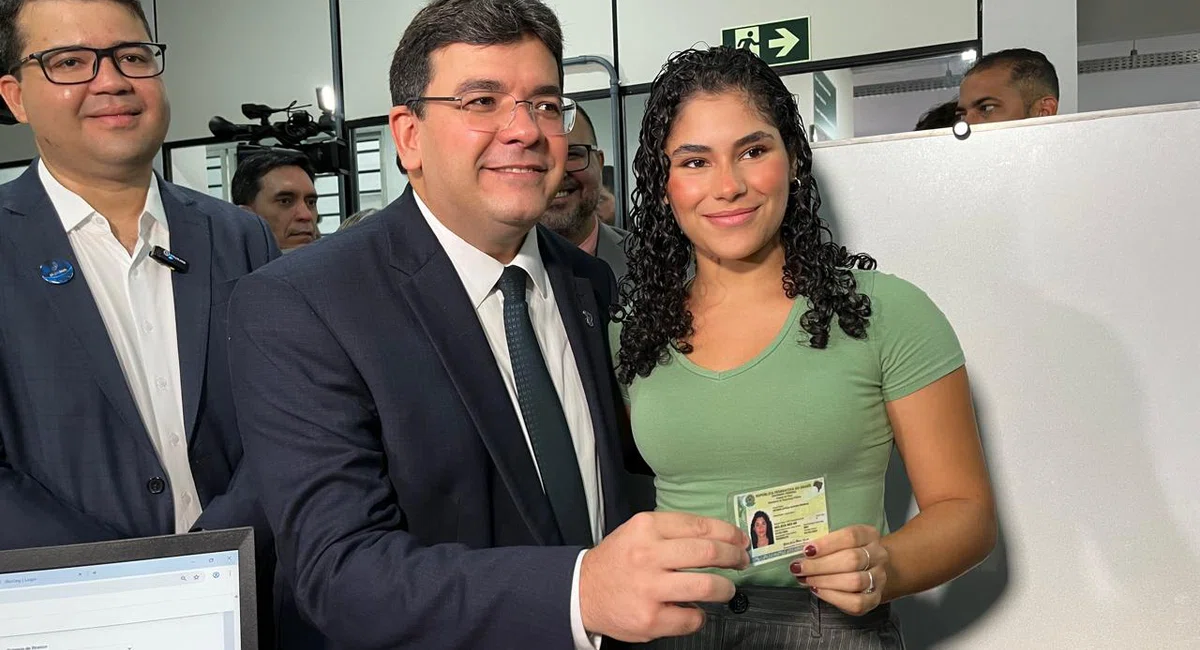 Rafael Fonteles inaugura novo Espaço da Cidadania Digital