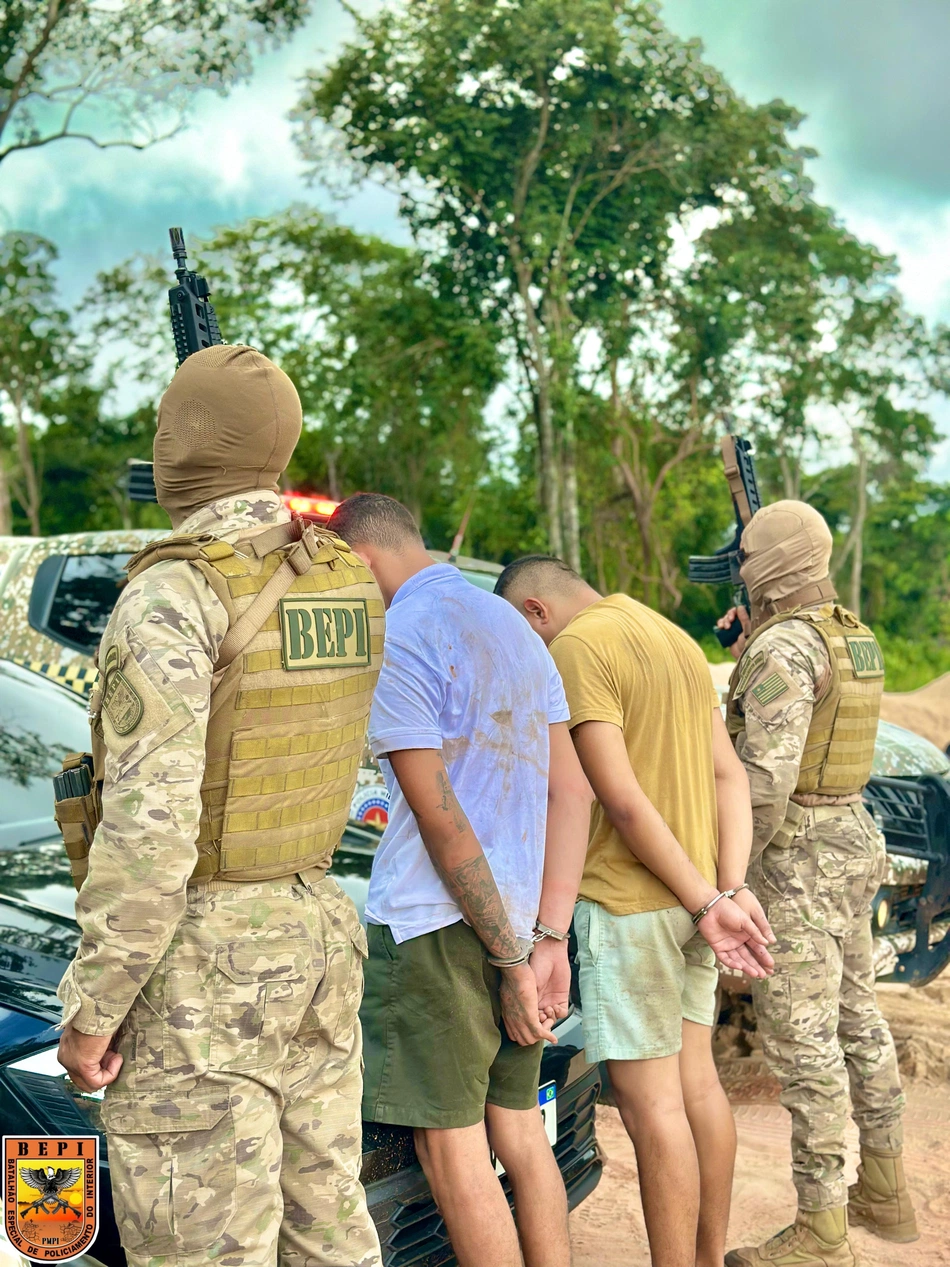 Dupla presa por tráfico em José de Freitas