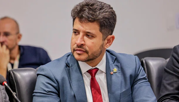 Prefeito Luciano Filho, de Hugo Napoleão