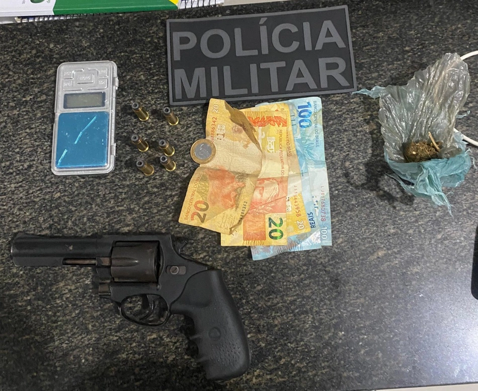 Materiais apreendidos pela Polícia Militar