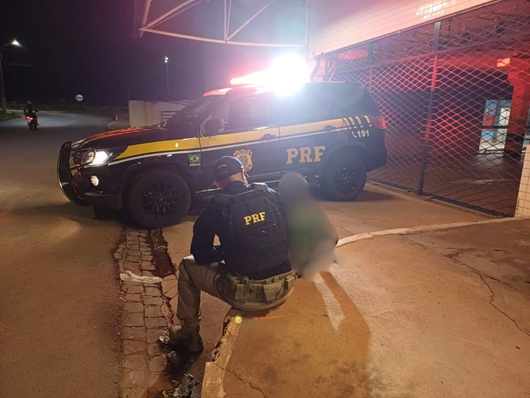 Criança resgatada pela Polícia Rodoviária Federal