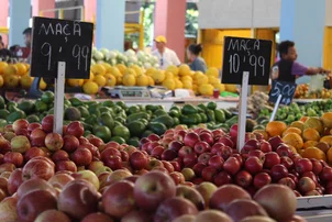 Mercado financeiro eleva previsão da inflação para 5,11% este ano