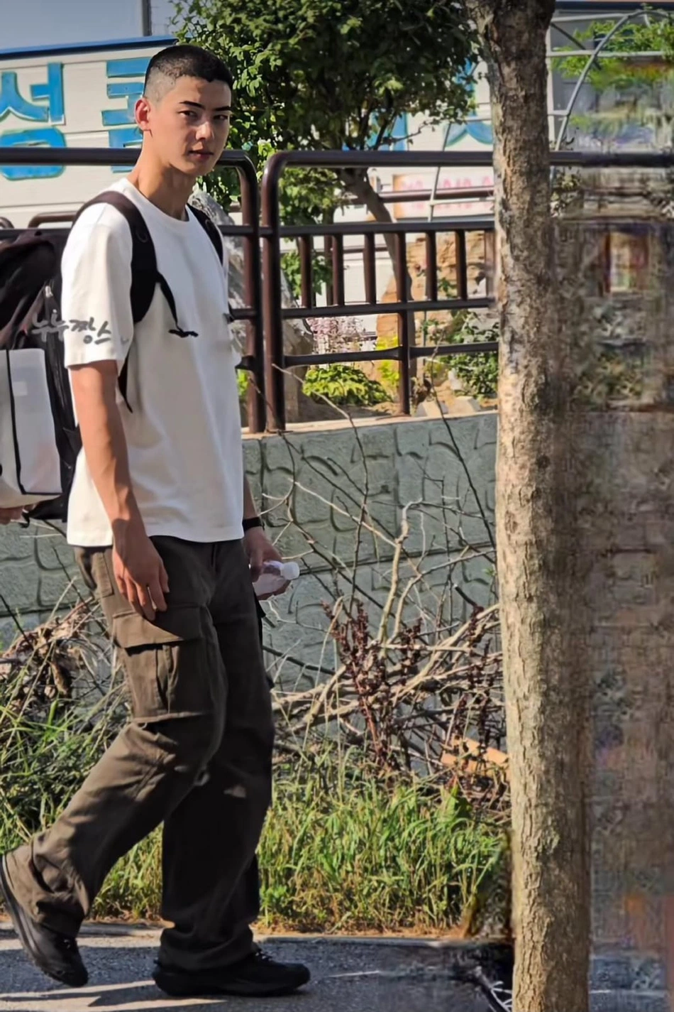 Entrada de Cha Eun-woo para o treinamento