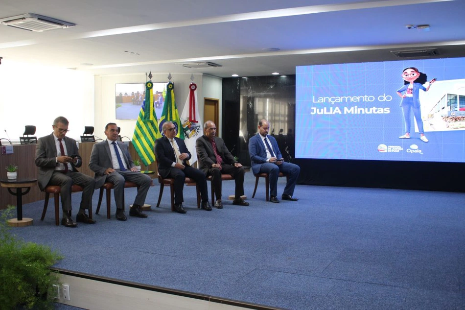 Lançamento do JuLIA Minutas
