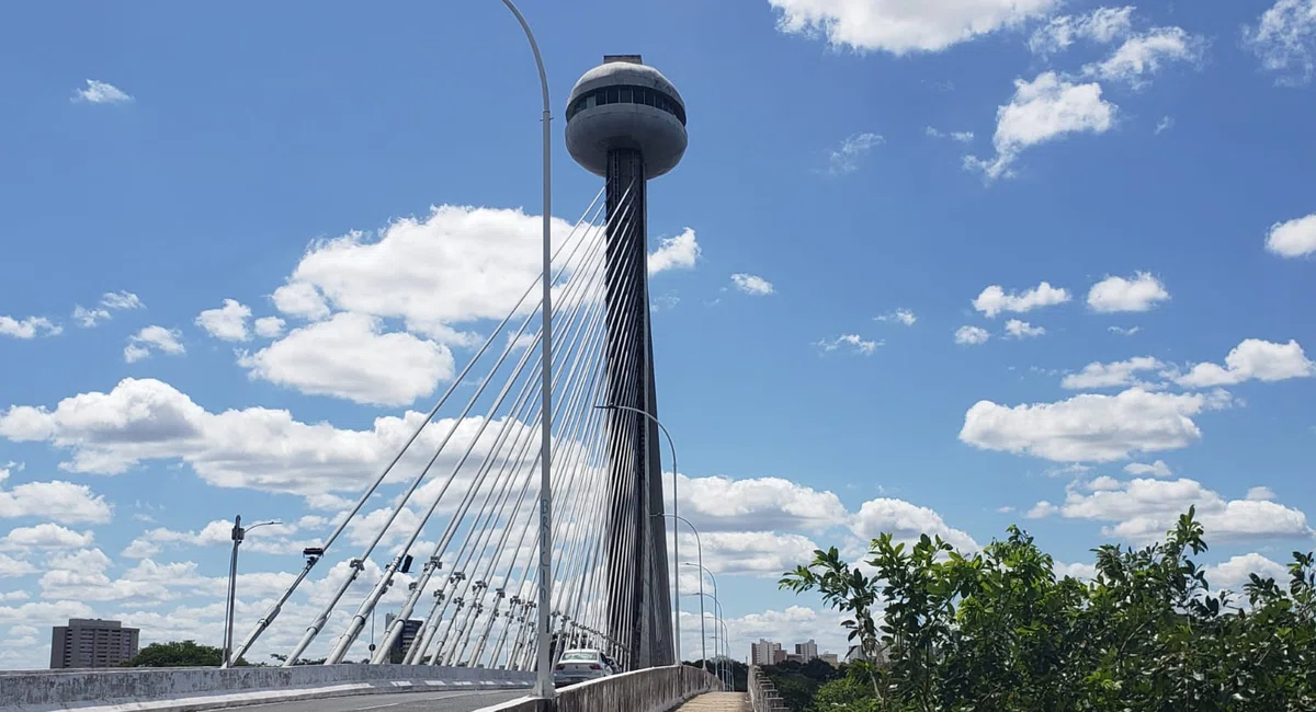 Ponte Estaiada