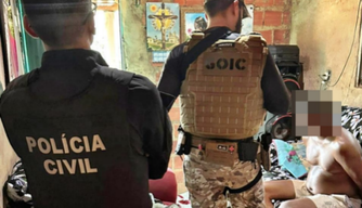 Acusados de tráfico de drogas são presos em flagrante em Curralinhos.