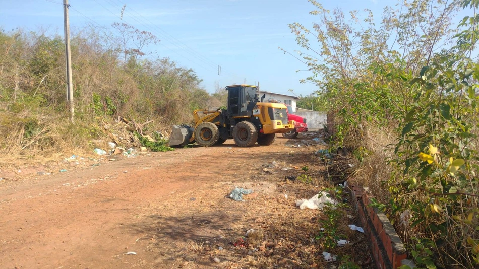 Limpeza na região do Vale do Gavião.