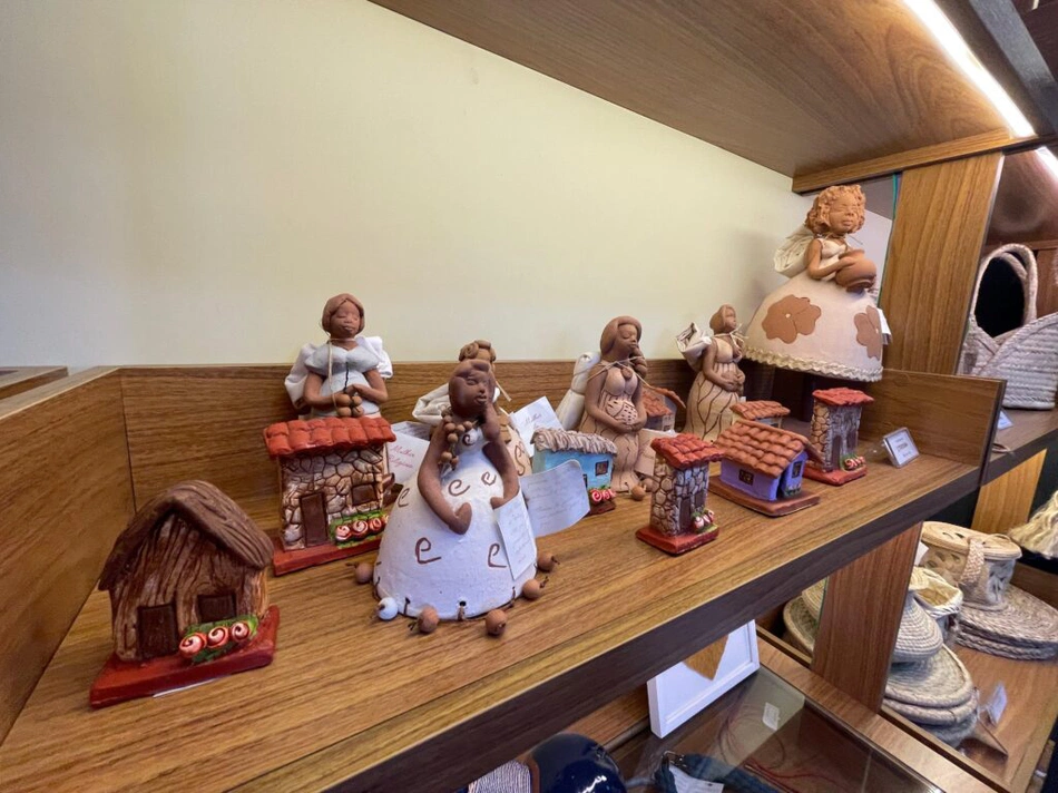 Artesanato na Casa do Artesão Mestre Albertino
