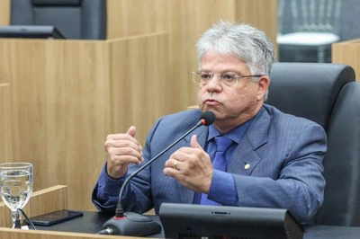 Deputado Gustavo Neiva