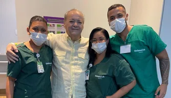 Prefeito Silvio Mendes e equipe da Unimed
