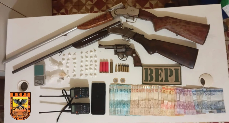 Polícia Militar apreende materiais ilícitos em Boa Hora