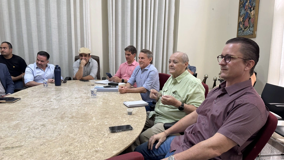 Reunião de modernização dos órgãos municipais em Teresina