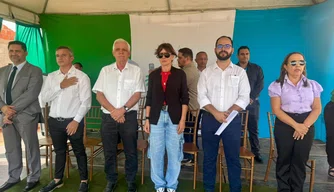 Solenidade de lançamento do Conjunto Habitacional Themístocles Sampaio em Esperantina