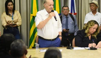 Sílvio Mendes empossa novos conselheiros da saúde em Teresina