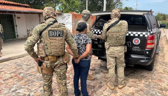 Suspeita de integrar facção é presa durante operação em Luís Correia