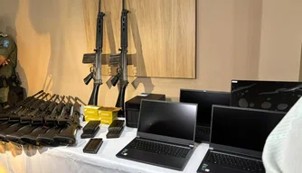 Governo do Piauí entrega fuzis e equipamentos tecnológicos
