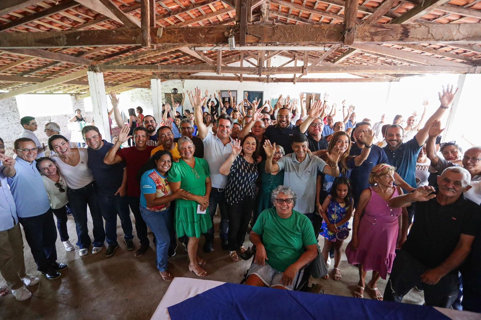 Senador Ciro Nogueira nos bairros de Teresina