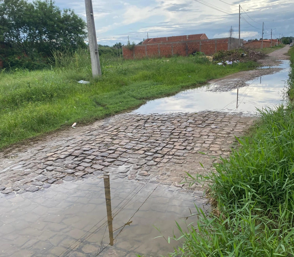 Rua 01, Conjunto Nova Teresina, no Bairro Aroeiras