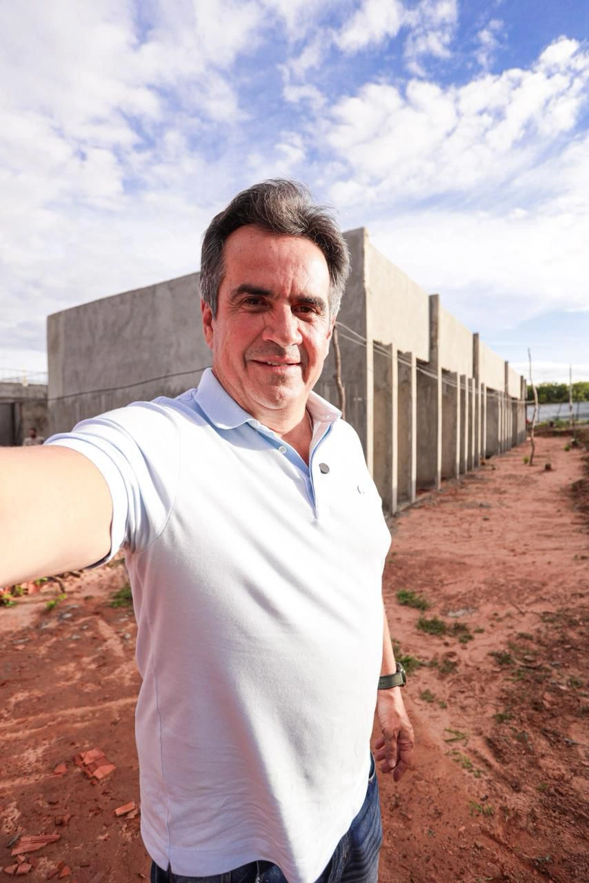 Ciro Nogueira visita obras e reforça investimentos em educação em Barro Duro