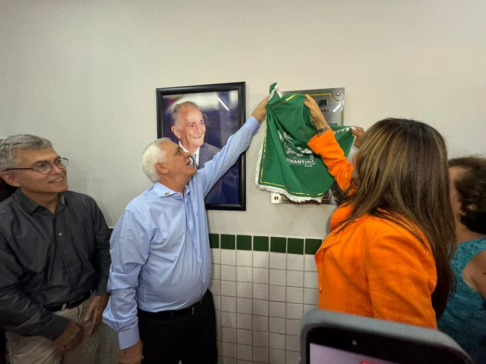 Inauguração da Escola Municipal Escritor Antonio Sampaio em Esperantina