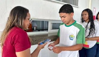 Estudantes de escola estadual criam plataforma para monitorar merenda em Teresina